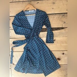 Retro Stretch Wrap Dress